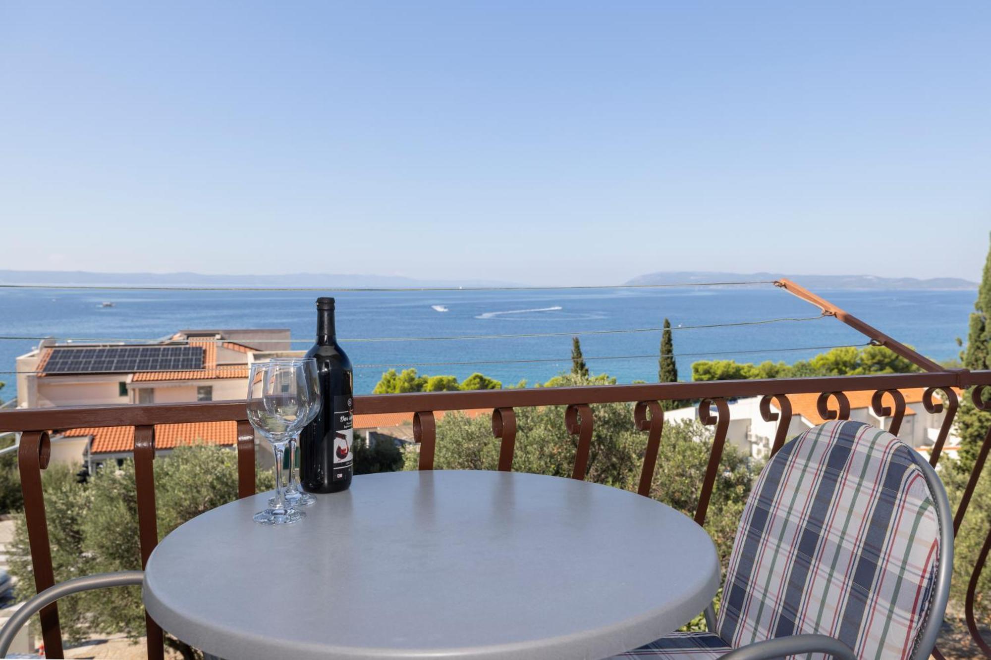 Apartmani Marta Tučepi Extérieur photo